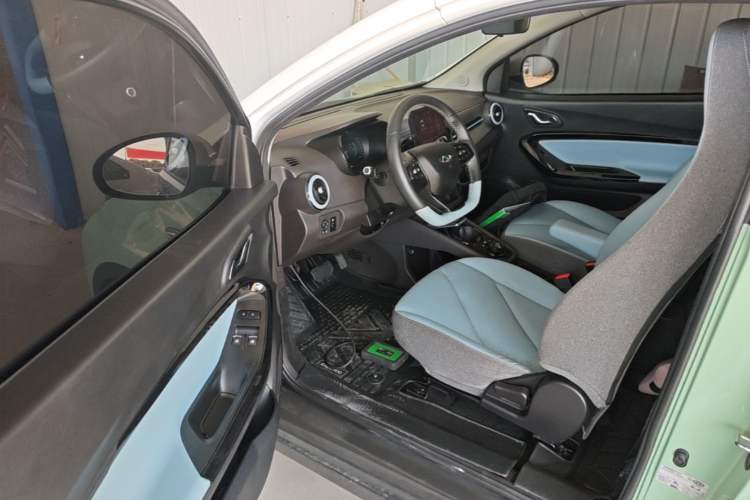 Used Chery QQ Little Ant 2023 251km True Love Edition Lithium Iron Phosphate Driver Seat