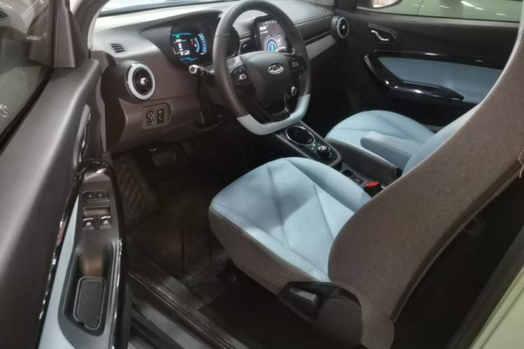 Used Chery QQ Little Ant 2023 251km True Love Edition Lithium Iron Phosphate Driver Seat