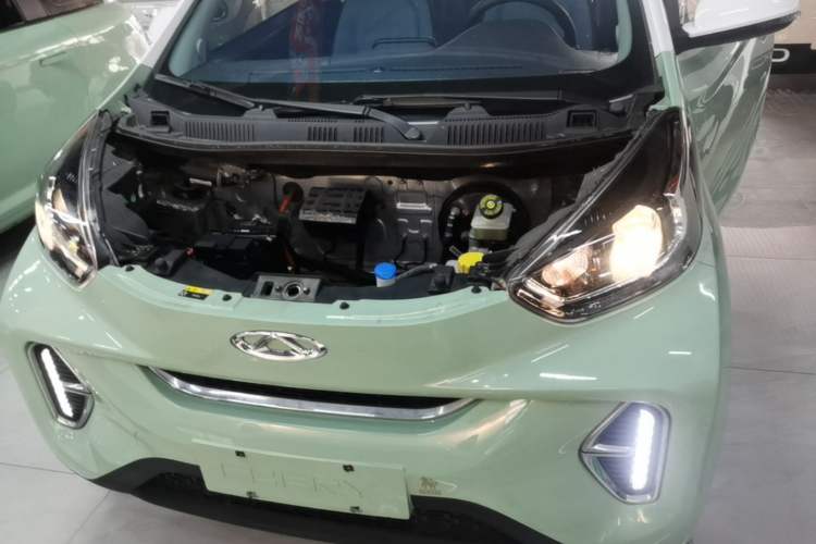 Used Chery QQ Little Ant 2023 251km True Love Edition Lithium Iron Phosphate Engine Bay