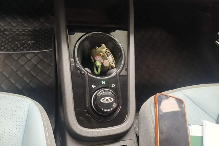 Used Chery QQ Little Ant 2023 301km True Love Plus Version Ternary Lithium Gear Lever
