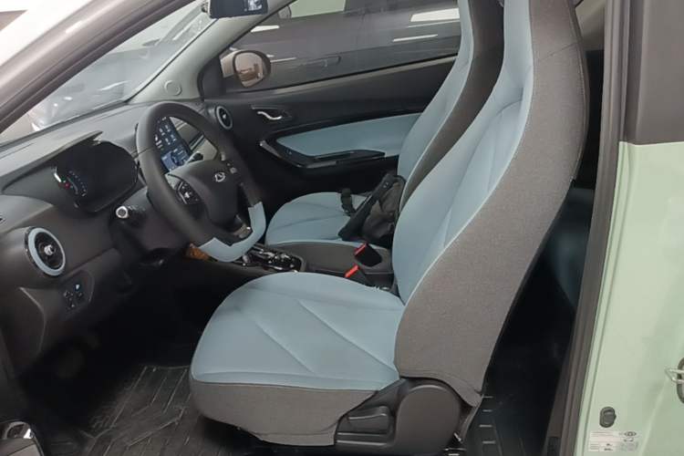 Used Chery QQ Little Ant 2023 251km True Love Edition Lithium Iron Phosphate Left Front Seat