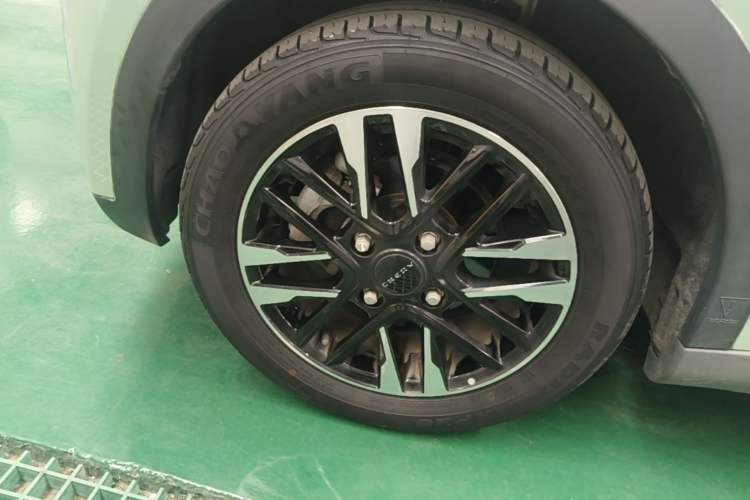 Used Chery QQ Little Ant 2023 301km True Love Plus Version Ternary Lithium Left Front Wheel Hub