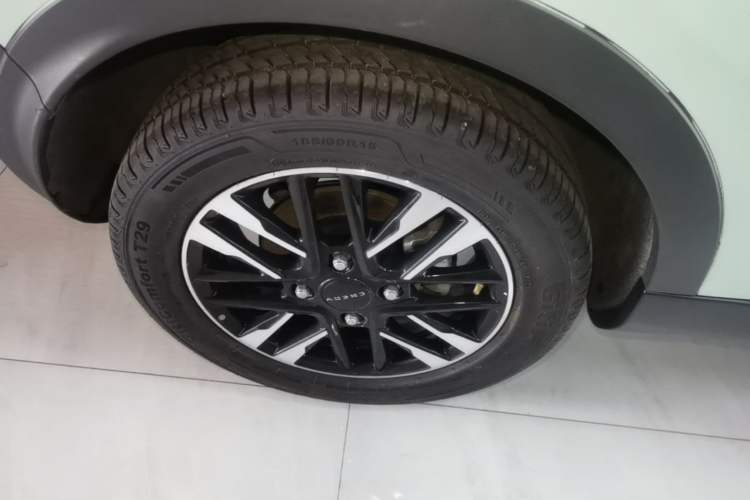 Used Chery QQ Little Ant 2023 251km True Love Edition Lithium Iron Phosphate Right Rear Wheel Hub