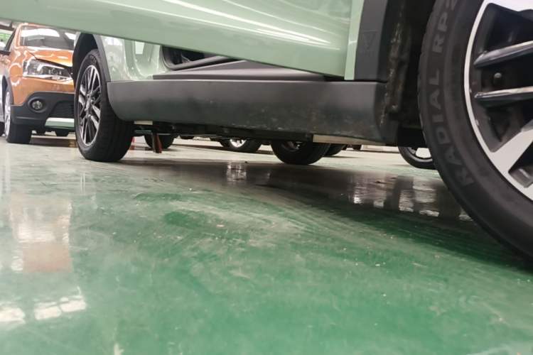 Used Chery QQ Little Ant 2023 301km True Love Plus Version Ternary Lithium Right Side Sill