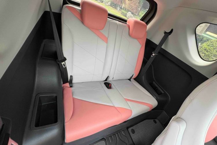 Used Chery QQ Little Ant 2023 251km True Love Edition Lithium Iron Phosphate Interior 4
