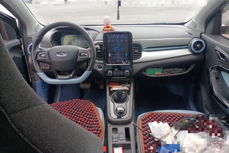 Used Chery QQ Little Ant 2023 301km True Love Plus Version Lithium Iron Phosphate Center Console