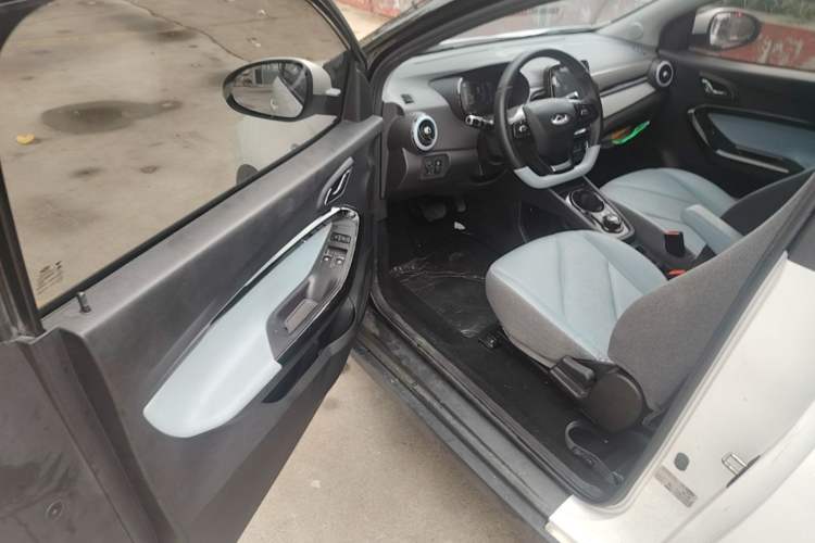 Used Chery QQ Little Ant 2023 251km True Love Edition Lithium Iron Phosphate Driver Seat