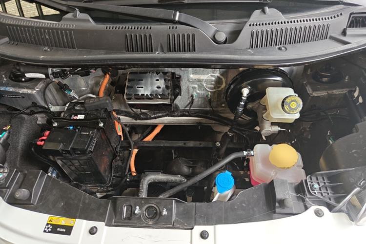Used Chery QQ Little Ant 2023 251km True Love Edition Lithium Iron Phosphate Engine Bay