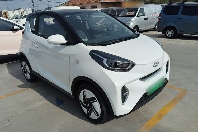 Used Chery QQ Little Ant 2023 251km Love Edition Lithium Iron Phosphate Front Right 45 Deg