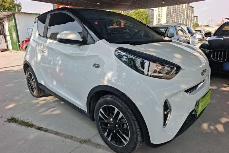 Used Chery QQ Little Ant 2023 251km True Love Edition Lithium Iron Phosphate Front Right 45 Deg