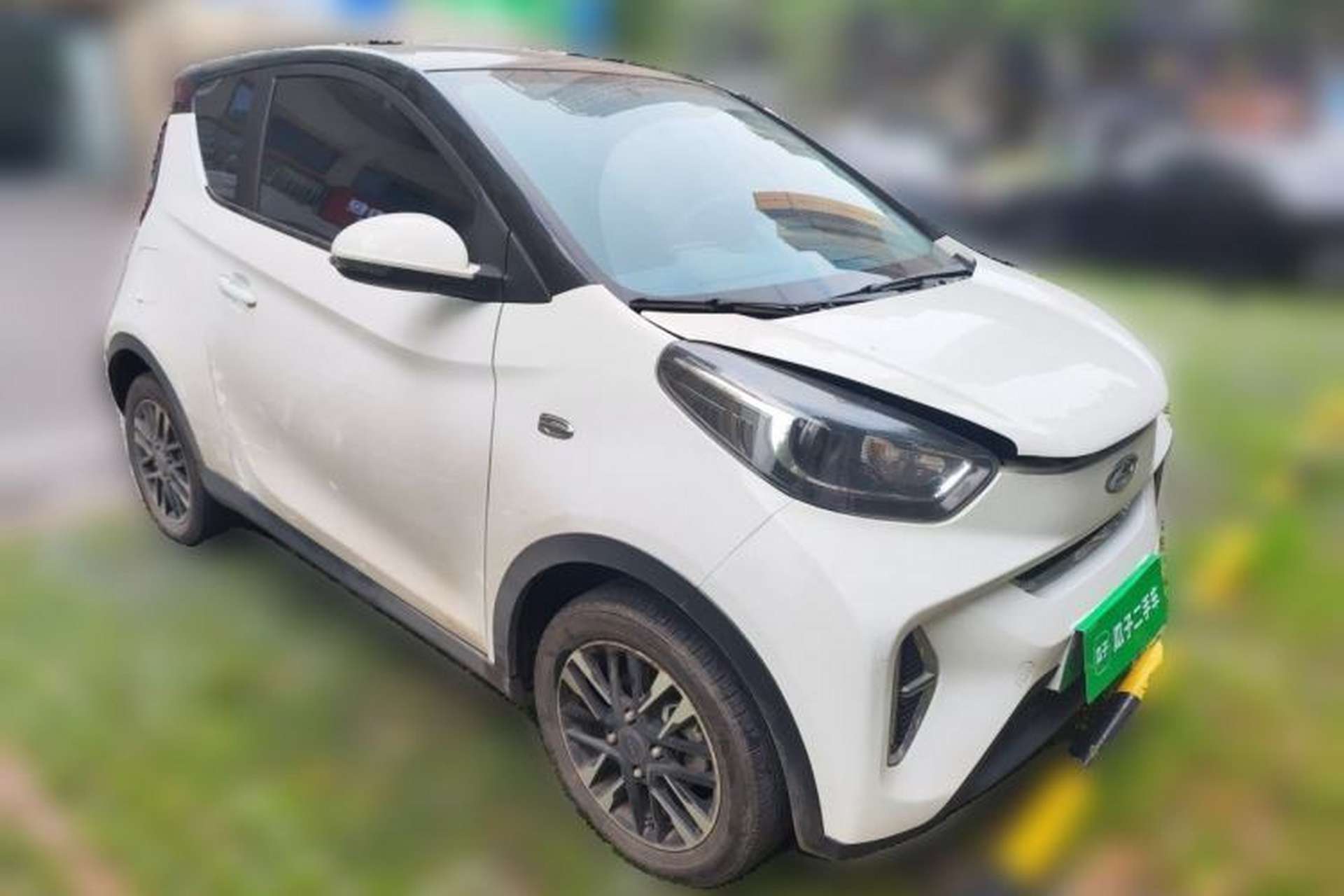 Used Chery QQ Little Ant 2023 251km True Love Edition Lithium Iron Phosphate Front Right 45 Deg