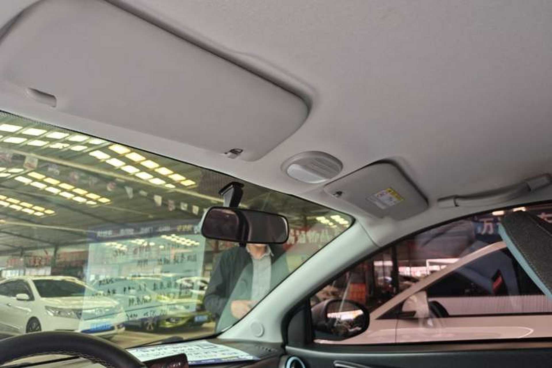 Used Chery QQ Little Ant 2023 251km True Love Edition Lithium Iron Phosphate Headliner