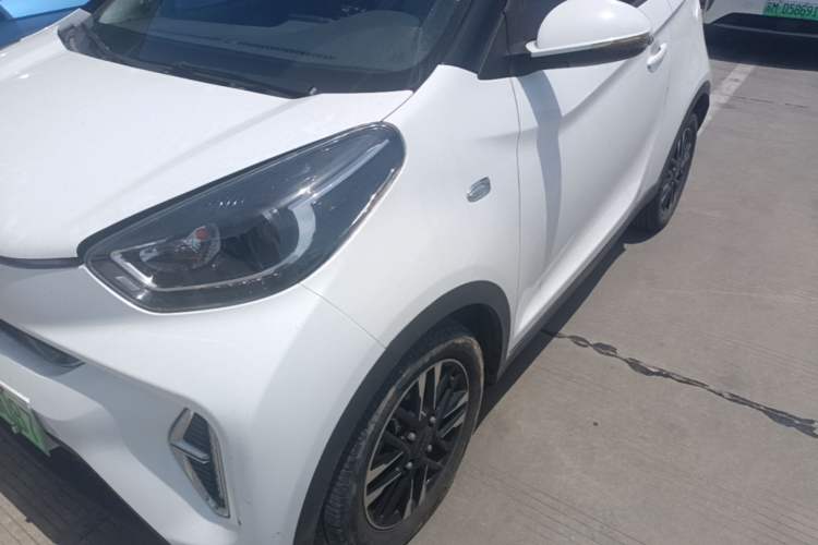 Used Chery QQ Little Ant 2023 Updated Version 251 km Love Edition Lithium Iron Phosphate Left Front Headlight