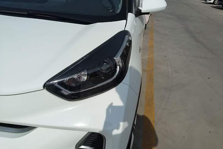 Used Chery QQ Little Ant 2023 251km Love Edition Lithium Iron Phosphate Left Front Headlight