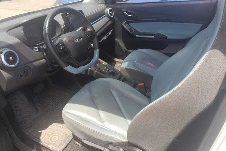 Used Chery QQ Little Ant 2023 Updated Version 251 km Love Edition Lithium Iron Phosphate Left Front Seat