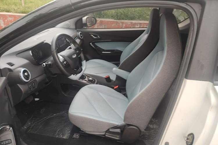 Used Chery QQ Little Ant 2023 251km True Love Edition Lithium Iron Phosphate Left Front Seat