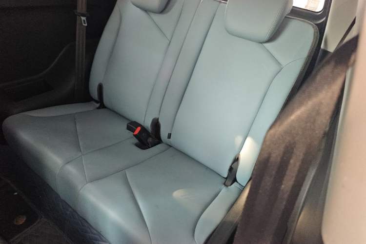 Used Chery QQ Little Ant 2023 251km True Love Edition Lithium Iron Phosphate Left Rear Seat