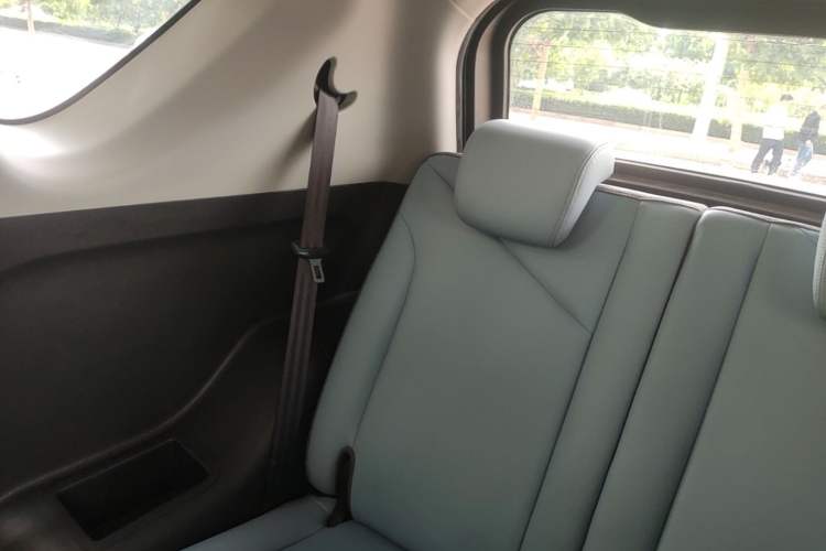 Used Chery QQ Little Ant 2023 251km True Love Edition Lithium Iron Phosphate Left Rear Seat