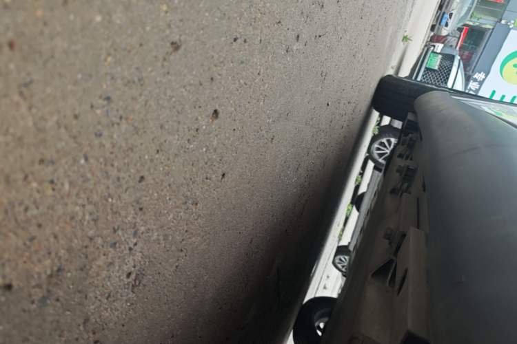 Used Chery QQ Little Ant 2023 251km True Love Edition Lithium Iron Phosphate Left Side Sill