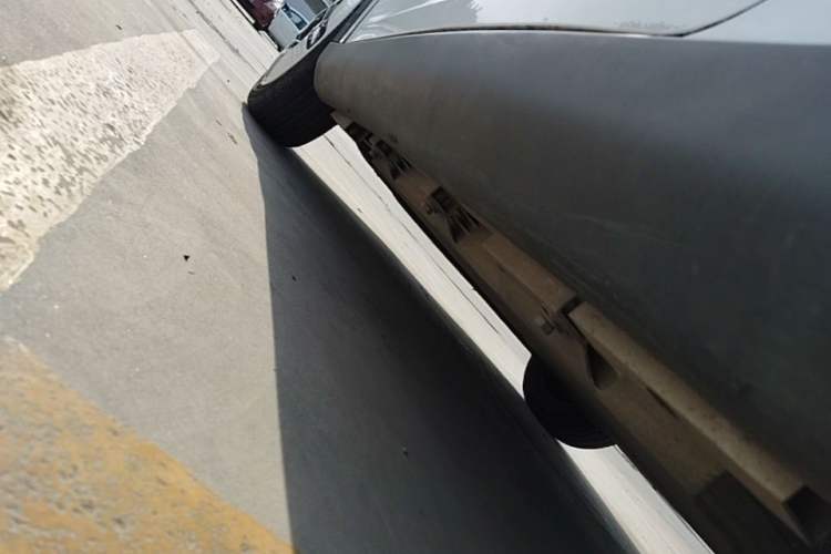 Used Chery QQ Little Ant 2023 251km Love Edition Lithium Iron Phosphate Left Side Sill