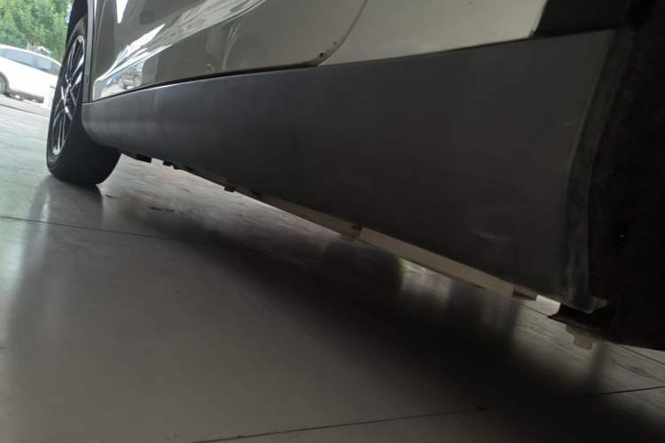 Used Chery QQ Little Ant 2023 251km True Love Edition Lithium Iron Phosphate Left Side Sill