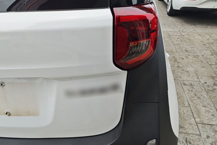 Used Chery QQ Little Ant 2023 Updated Version 251 km Love Edition Lithium Iron Phosphate Right Rear Taillight