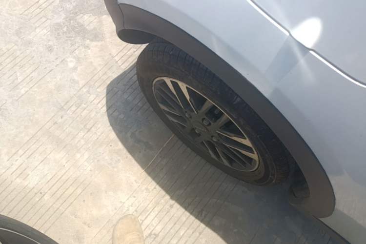 Used Chery QQ Little Ant 2023 Updated Version 251 km Love Edition Lithium Iron Phosphate Right Rear Wheel Hub