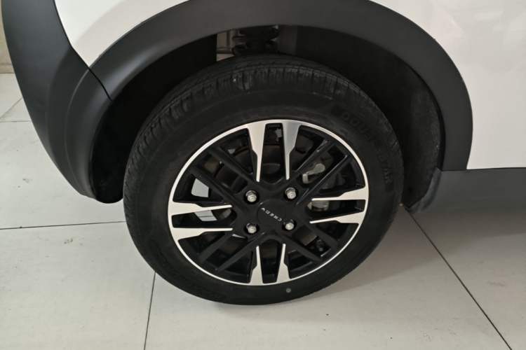 Used Chery QQ Little Ant 2023 251km True Love Edition Lithium Iron Phosphate Right Rear Wheel Hub