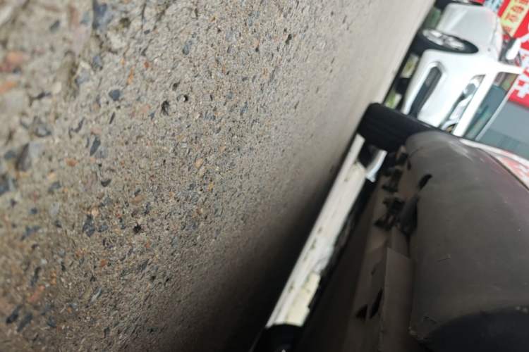 Used Chery QQ Little Ant 2023 251km True Love Edition Lithium Iron Phosphate Right Side Sill