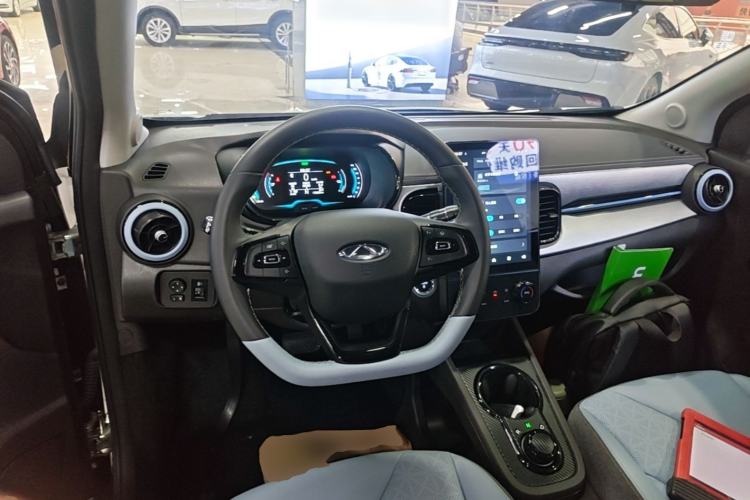 Used Chery QQ Little Ant 2023 251km True Love Edition Lithium Iron Phosphate Steering Wheel
