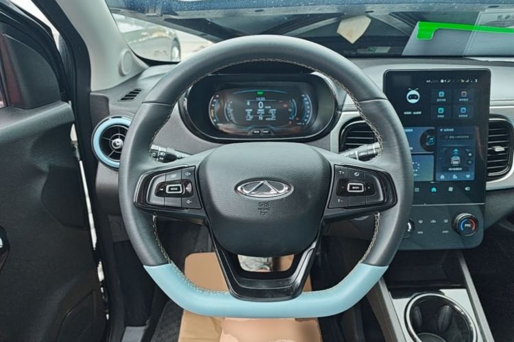 Used Chery QQ Little Ant 2023 Updated Version 251 km Love Edition Lithium Iron Phosphate Steering Wheel