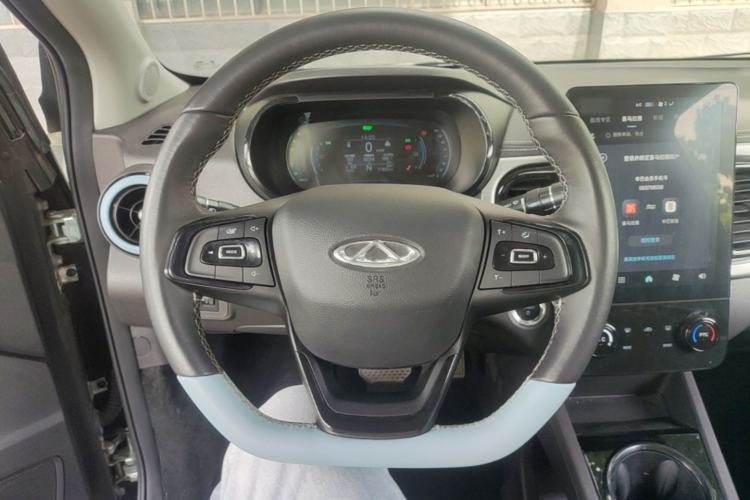 Used Chery QQ Little Ant 2023 251km True Love Edition Lithium Iron Phosphate Steering Wheel