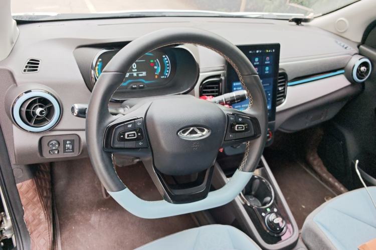 Used Chery QQ Little Ant 2023 251km True Love Edition Lithium Iron Phosphate Steering Wheel