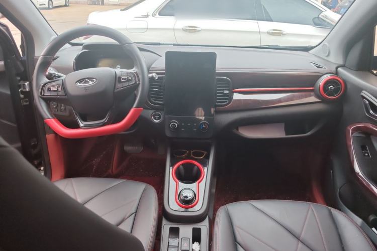 Used Chery QQ Little Ant 2024 251km True Love Edition Center Console