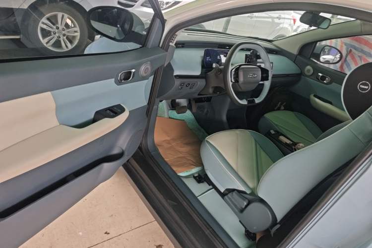 Used Chery QQ Little Ant 2024 Edition Youth Version 321 km Beloved Version 29.23 kWh Driver Seat