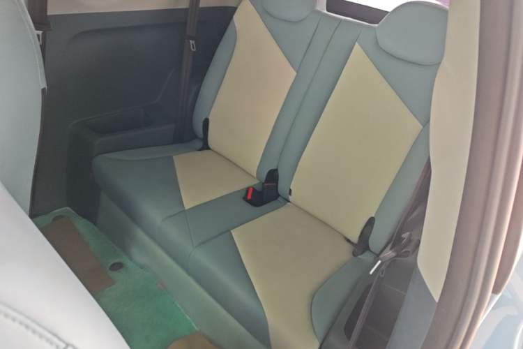Used Chery QQ Little Ant 2024 Edition Youth Version 321 km Beloved Version 29.23 kWh Left Rear Seat
