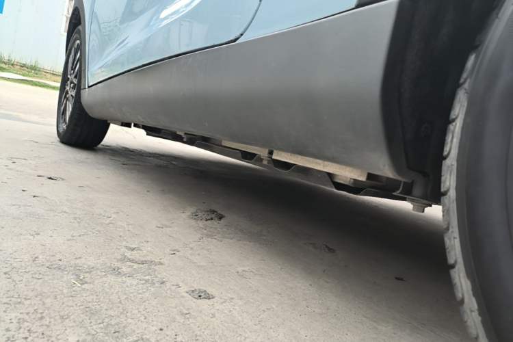 Used Chery QQ Little Ant 2024 251km True Love Edition Left Side Sill