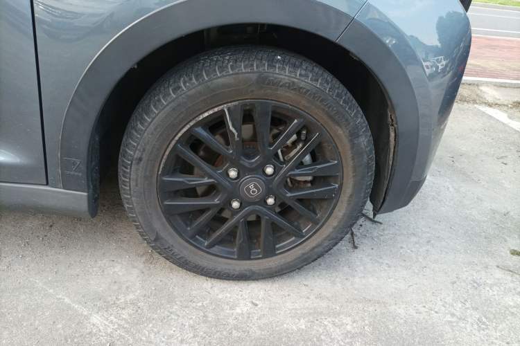 Used Chery QQ Little Ant 2024 321km Love Edition Right Front Wheel Hub