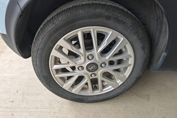 Used Chery QQ Little Ant 2024 Edition Youth Version 321 km Beloved Version 29.23 kWh Right Rear Wheel Hub