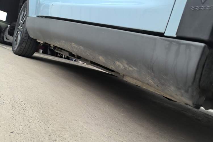 Used Chery QQ Little Ant 2024 251km True Love Edition Right Side Sill