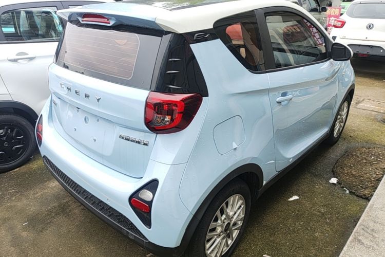 Used Chery QQ Little Ant 2024 Edition Youth Version 321 km Beloved Version 29.23 kWh Right Side Sill