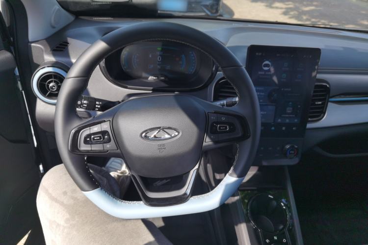 Used Chery QQ Little Ant 2024 Revised Version Youth Edition 251 km True Love Edition 25.05 kWh Steering Wheel