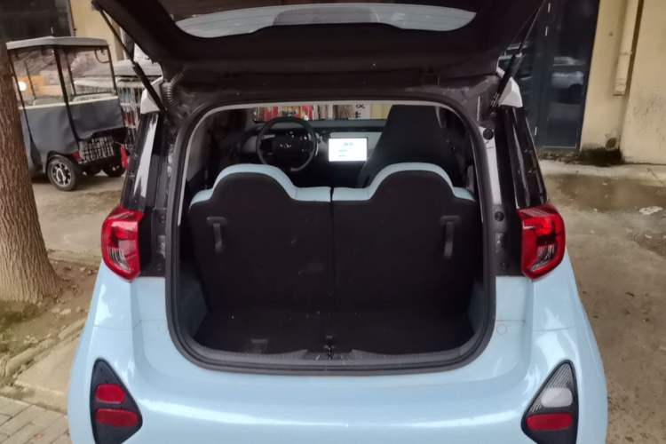 Used Chery QQ Little Ant 2024 Edition Youth Version 321 km Beloved Version 29.23 kWh Trunk
