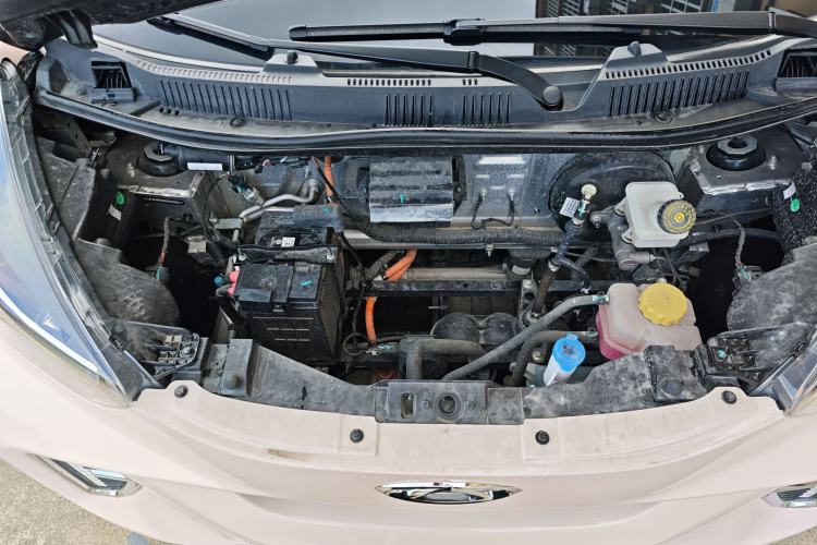 Used Chery QQ Little Ant 2024 Revised Version Youth Edition 251 km True Love Edition 25.05 kWh Engine Bay
