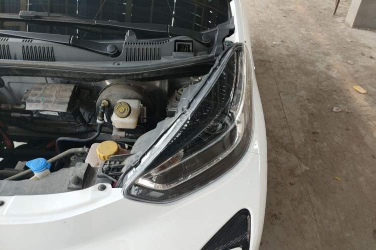 Used Chery QQ Little Ant 2024 Revised Edition Youth Version 321 km Cool Love Edition 29.23 kWh Engine Bay Left