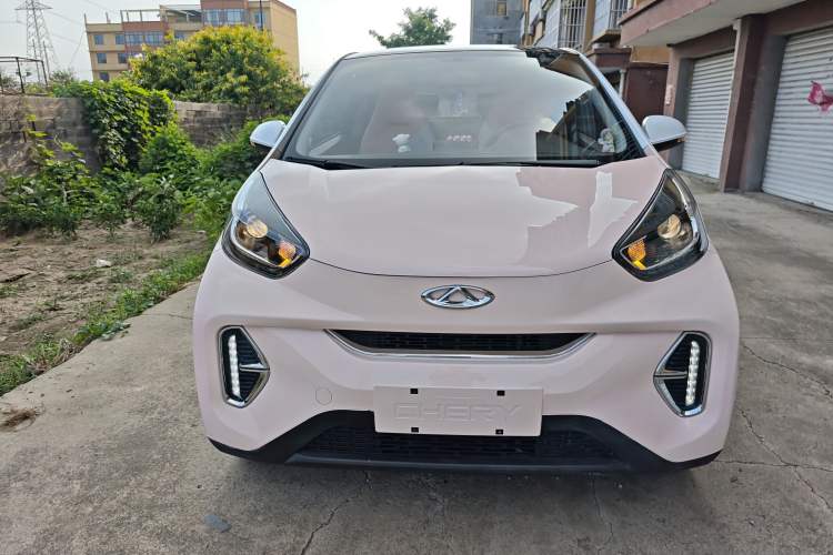 Used Chery QQ Little Ant 2024 Revised Version Youth Edition 251 km True Love Edition 25.05 kWh Front