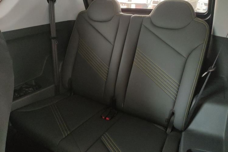 Used Chery QQ Little Ant 2024 Revised Edition Youth Version 321 km Cool Love Edition 29.23 kWh Left Rear Seat
