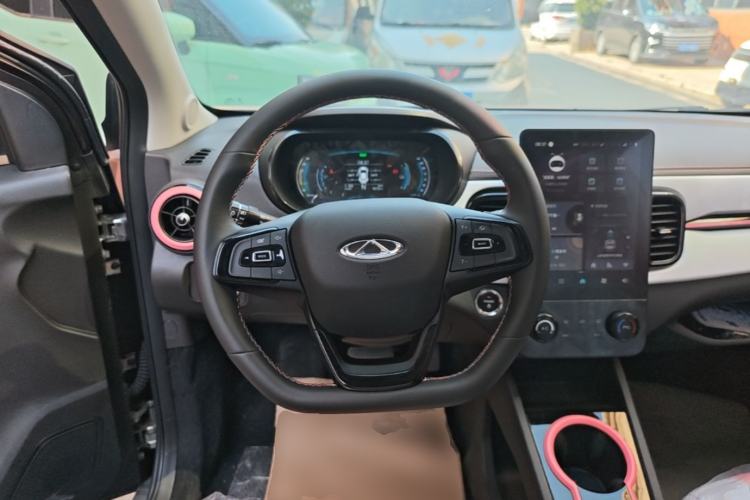 Used Chery QQ Little Ant 2024 Revised Version Youth Edition 251 km True Love Edition 25.05 kWh Steering Wheel