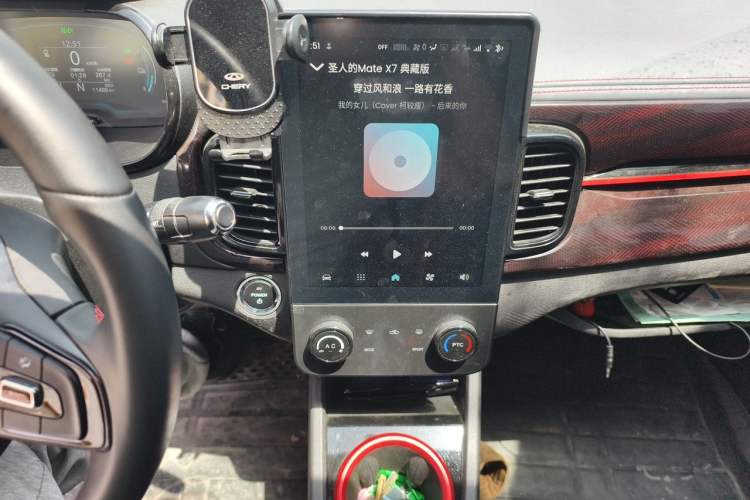 Used Chery QQ Little Ant 2024 Revised Version Youth Edition 251 km True Love Edition 25.05 kWh Audio And AC Panel