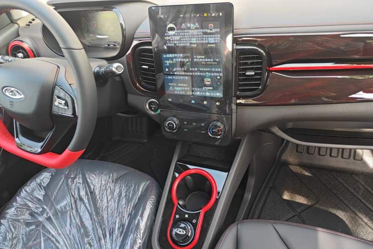 Used Chery QQ Little Ant 2024 Revised Version Youth Edition 251 km True Love Edition 25.05 kWh Audio And AC Panel